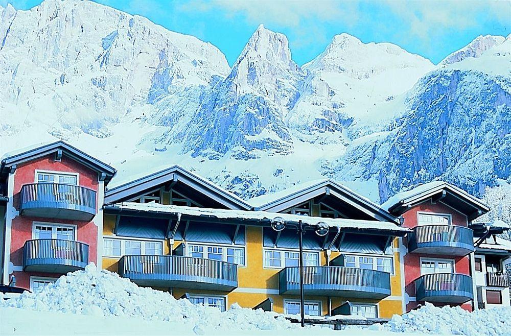 Sporting Aparthotel San Martino Di Castrozza Exteriér fotografie