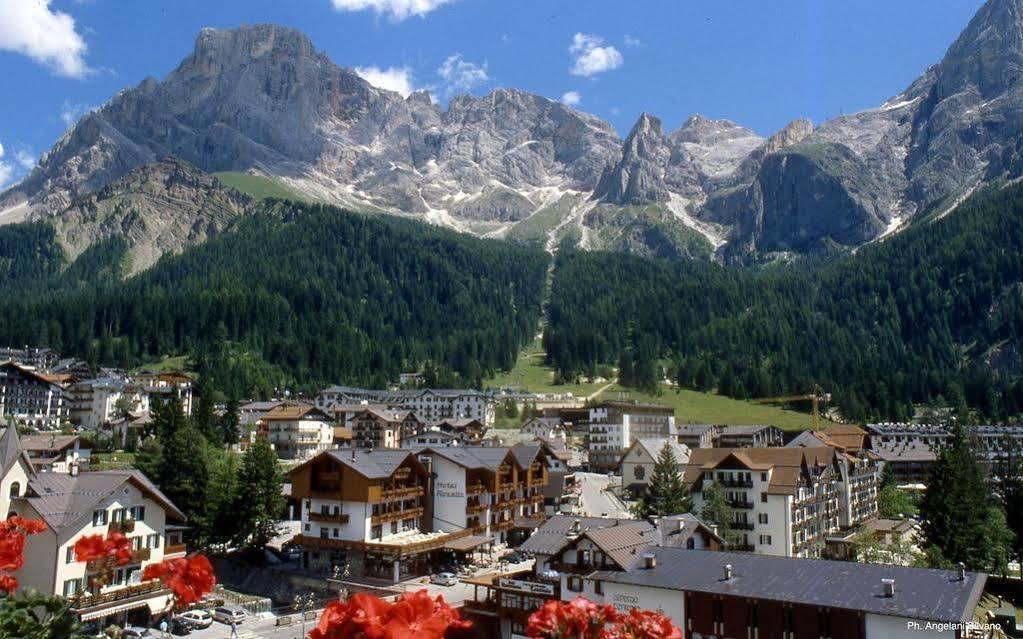 Sporting Aparthotel San Martino Di Castrozza Exteriér fotografie