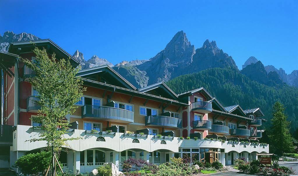 Sporting Aparthotel San Martino Di Castrozza Exteriér fotografie