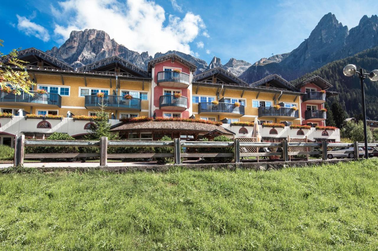 Sporting Aparthotel San Martino Di Castrozza Exteriér fotografie